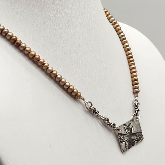 Sterling 925 Honey Bee Necklace 19" Womens Real Iridescent Champagne Pearl RARE - Picture 4 of 7